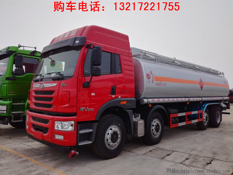 解放前四后六油罐車