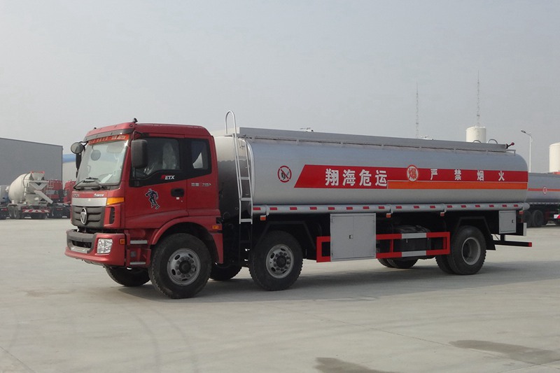 福田歐曼小三軸油罐車