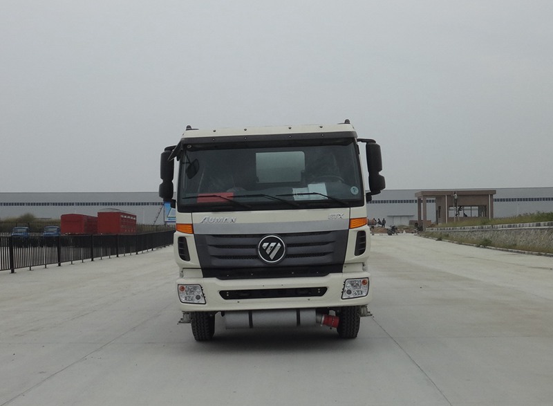 福田歐曼后雙橋油罐車